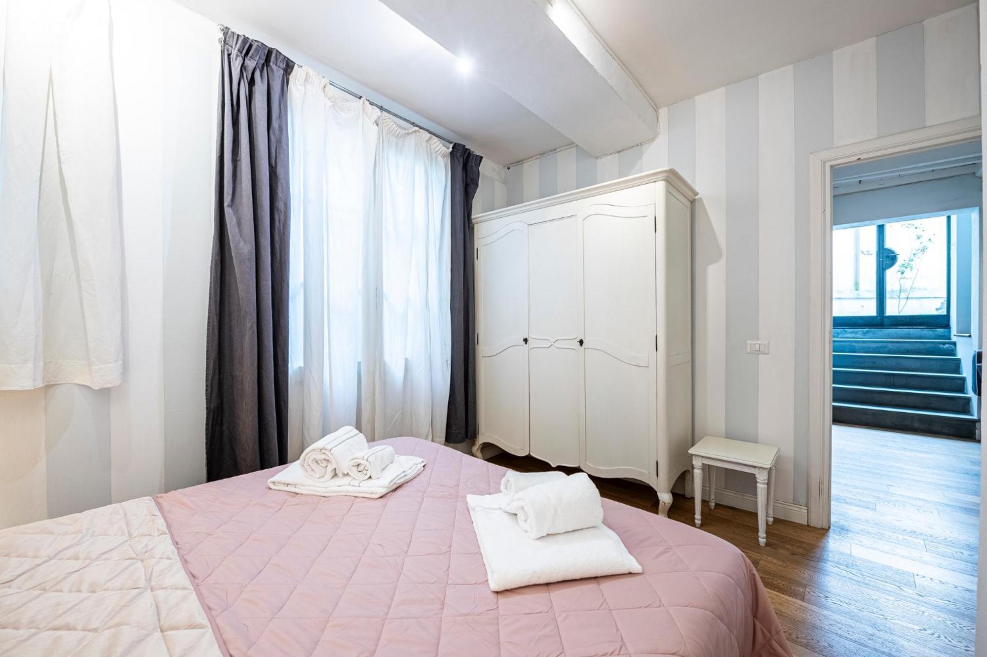 Suite In Pz. Michelangelo: Due Camere Con Due Bagni Firenze Eksteriør billede